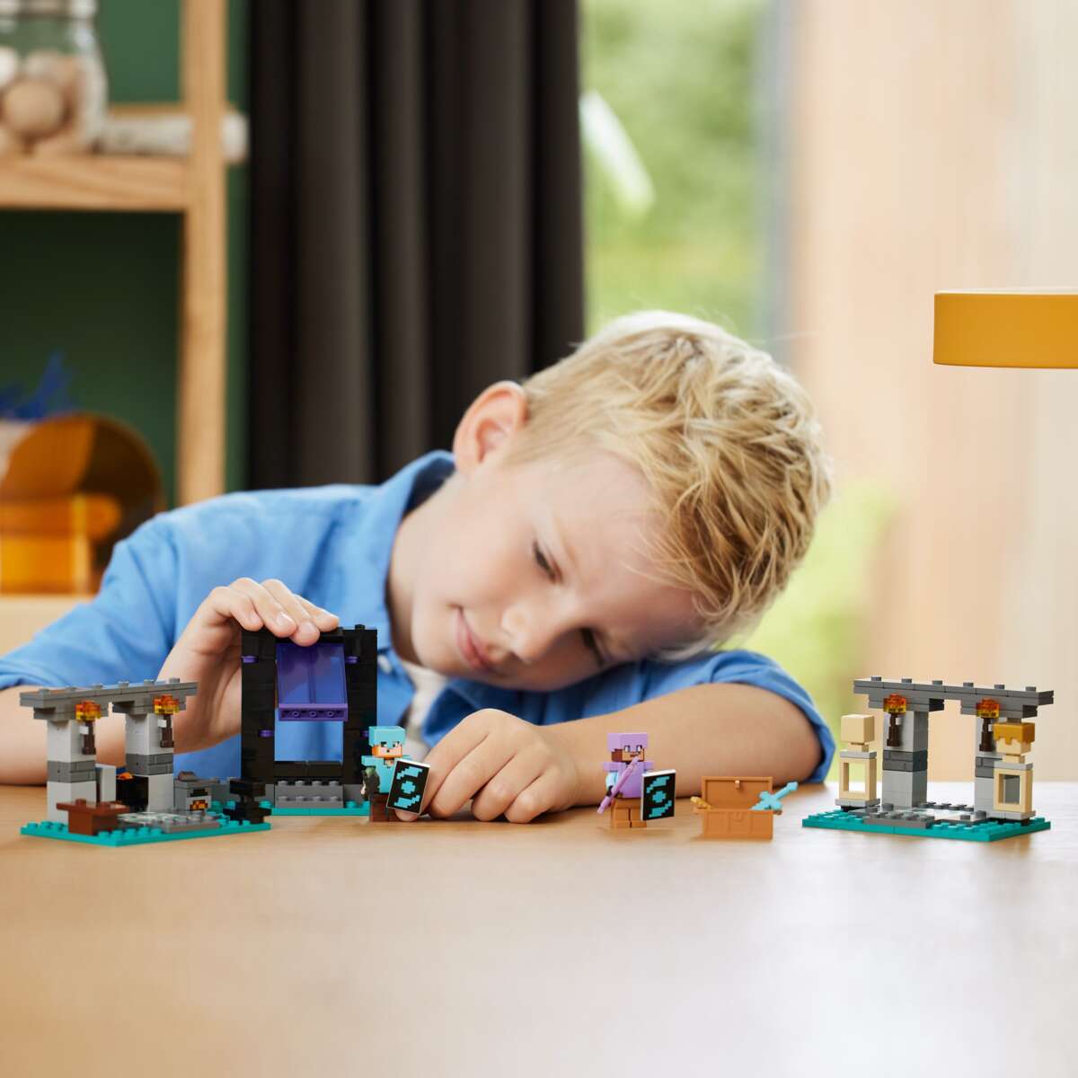 LEGO® Minecraft® Våpenkammeret 21252
