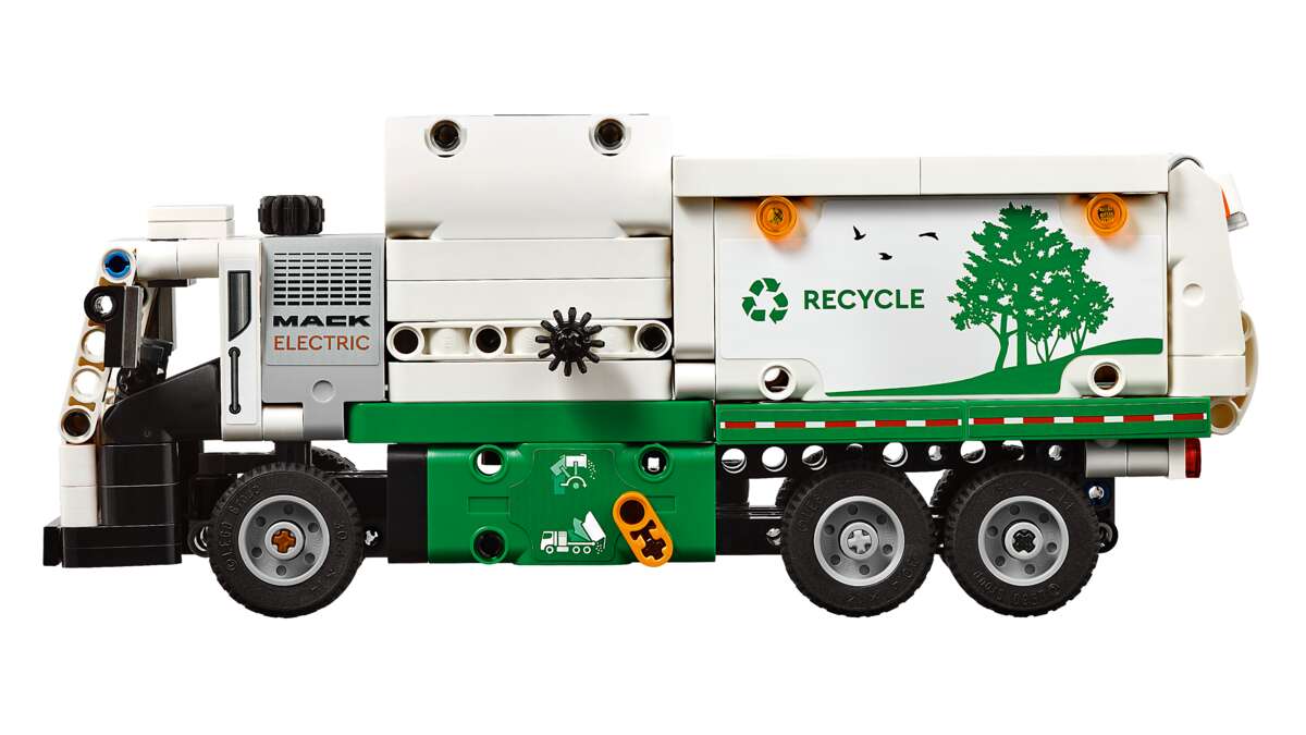 LEGO® Technic Mack® LR Electric søppelbil 42167