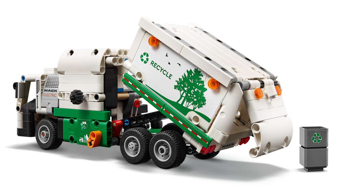 LEGO® Technic Mack® LR Electric søppelbil 42167