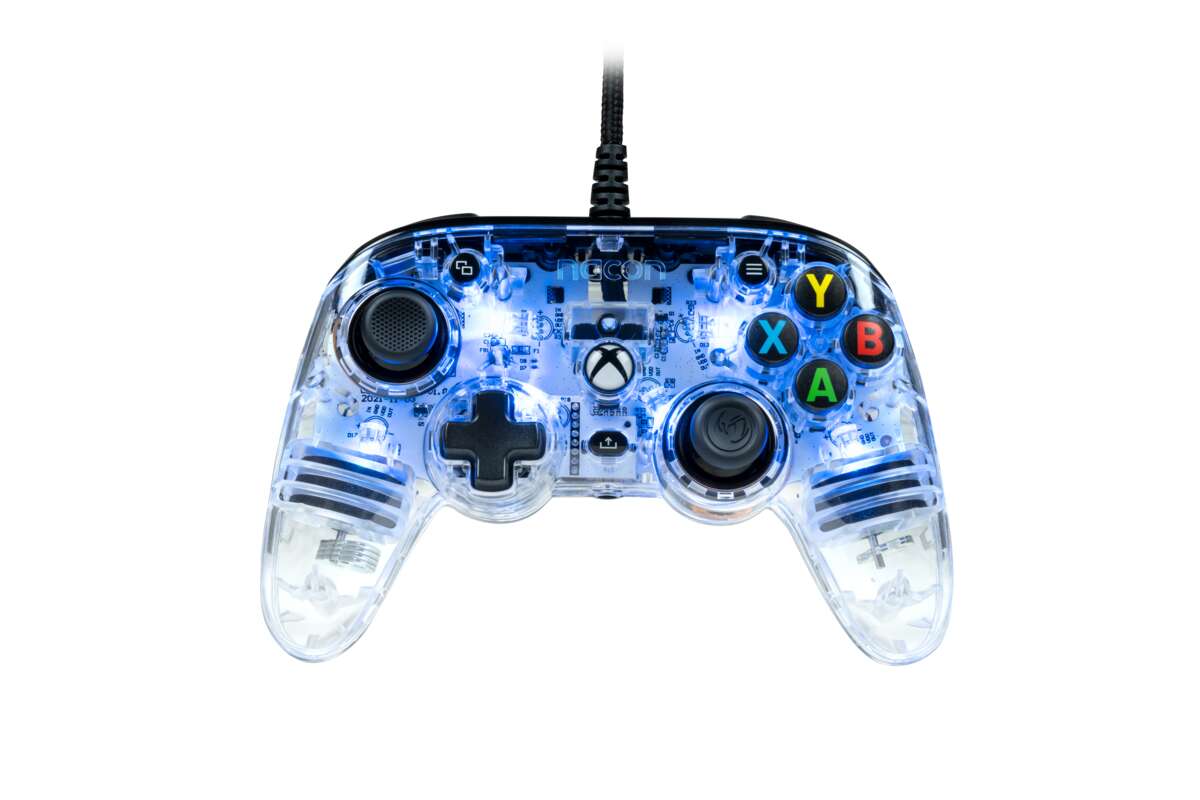 NACON™ Pro Compact Colorlight kontroller til Xbox