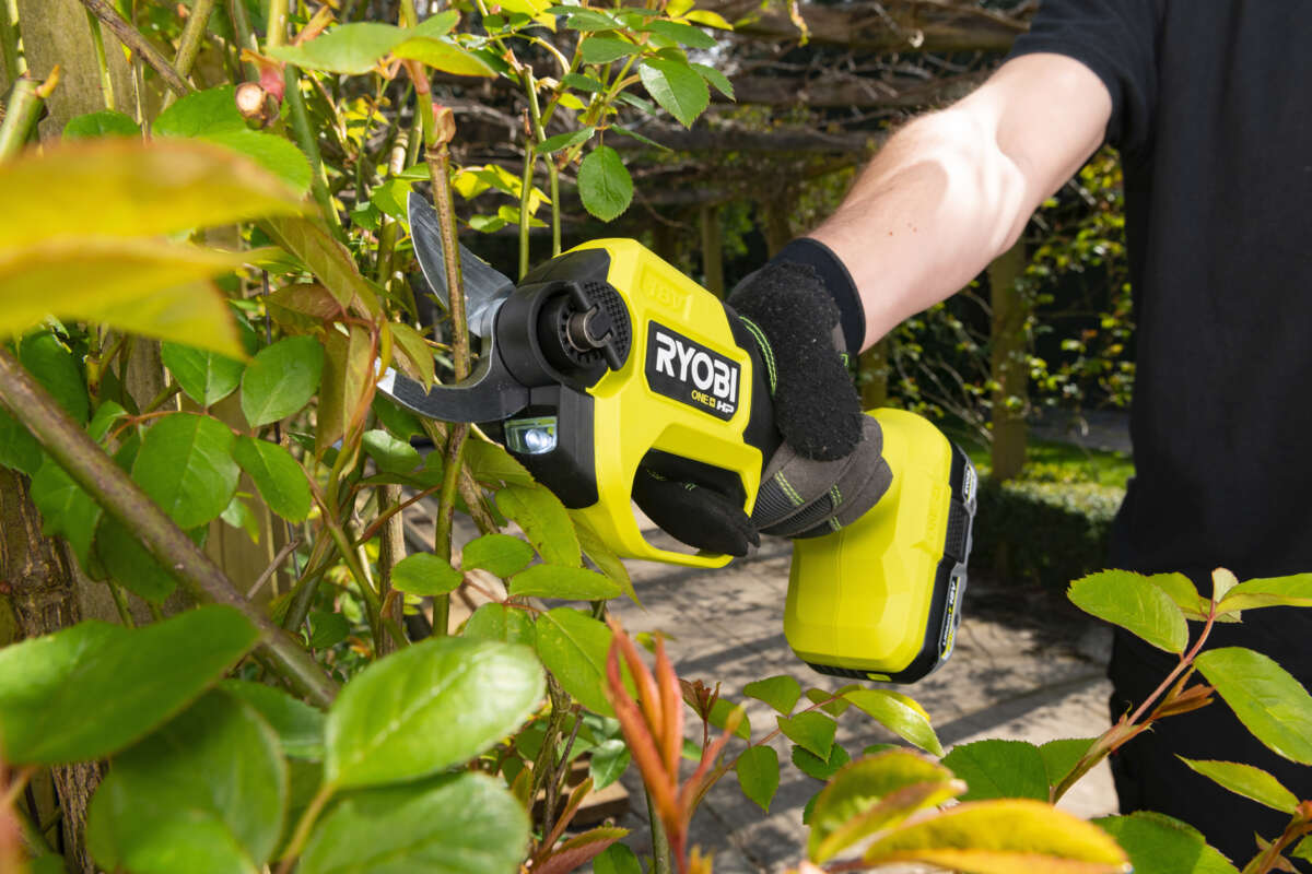 Ryobi RY18SCXA-0 grensaks u/batteri