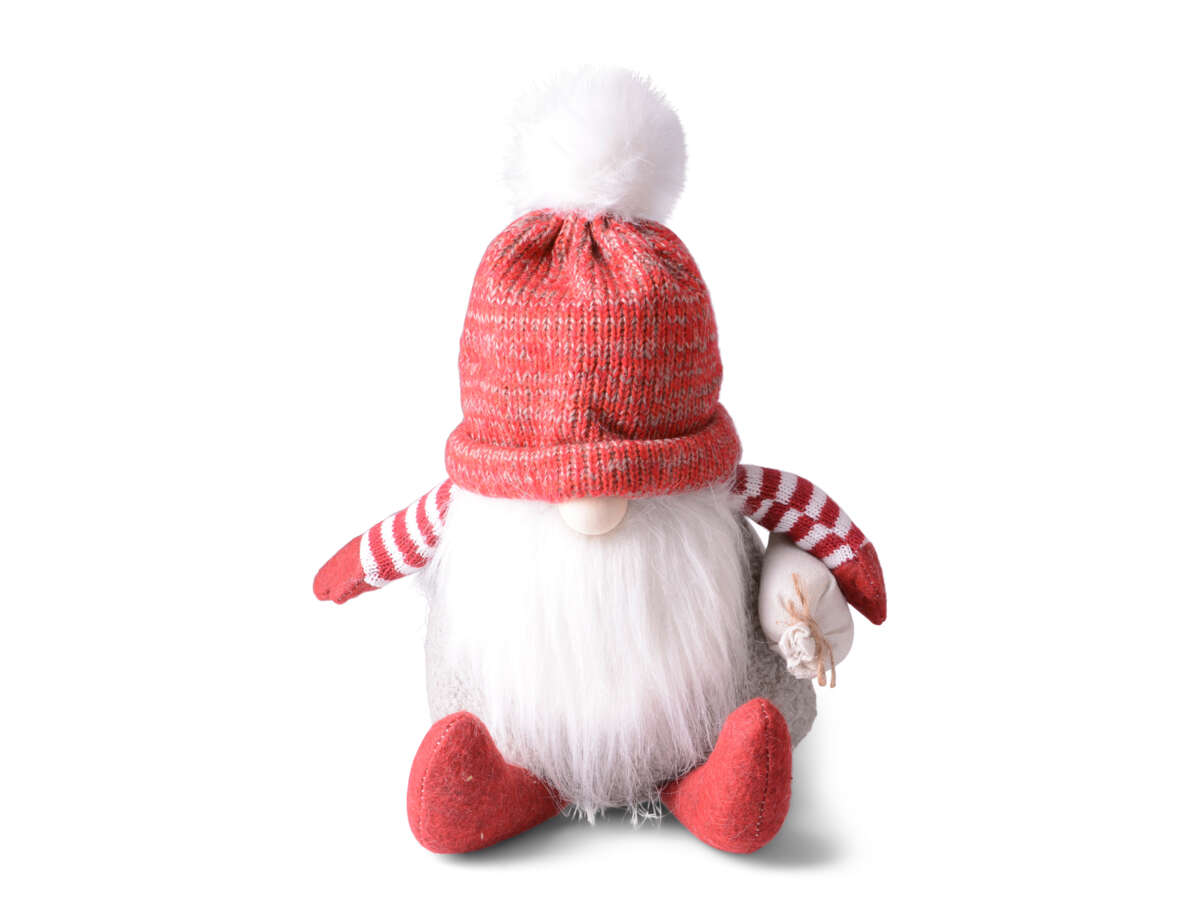 Nils sittende nisse