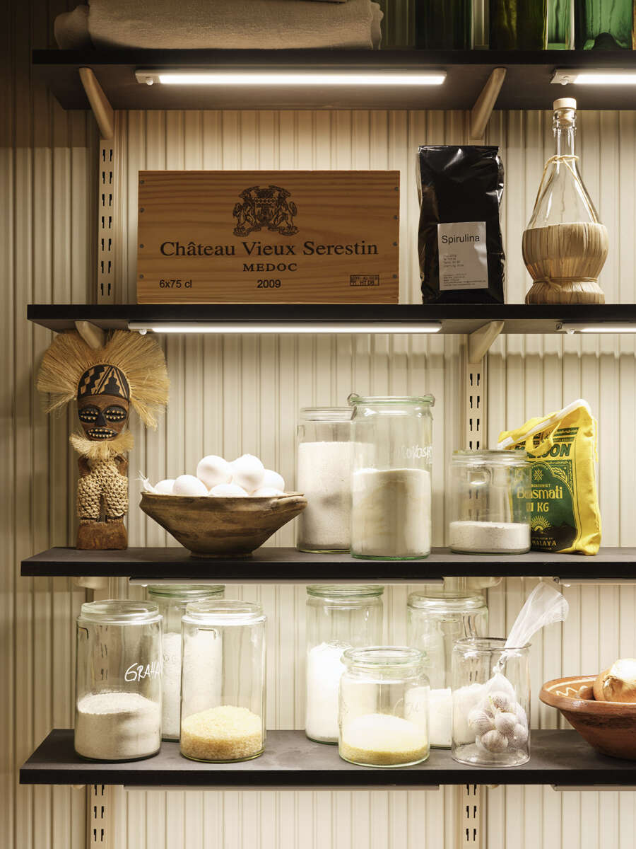 Ledvance Linear LED Flat Sensor + USB lyslist