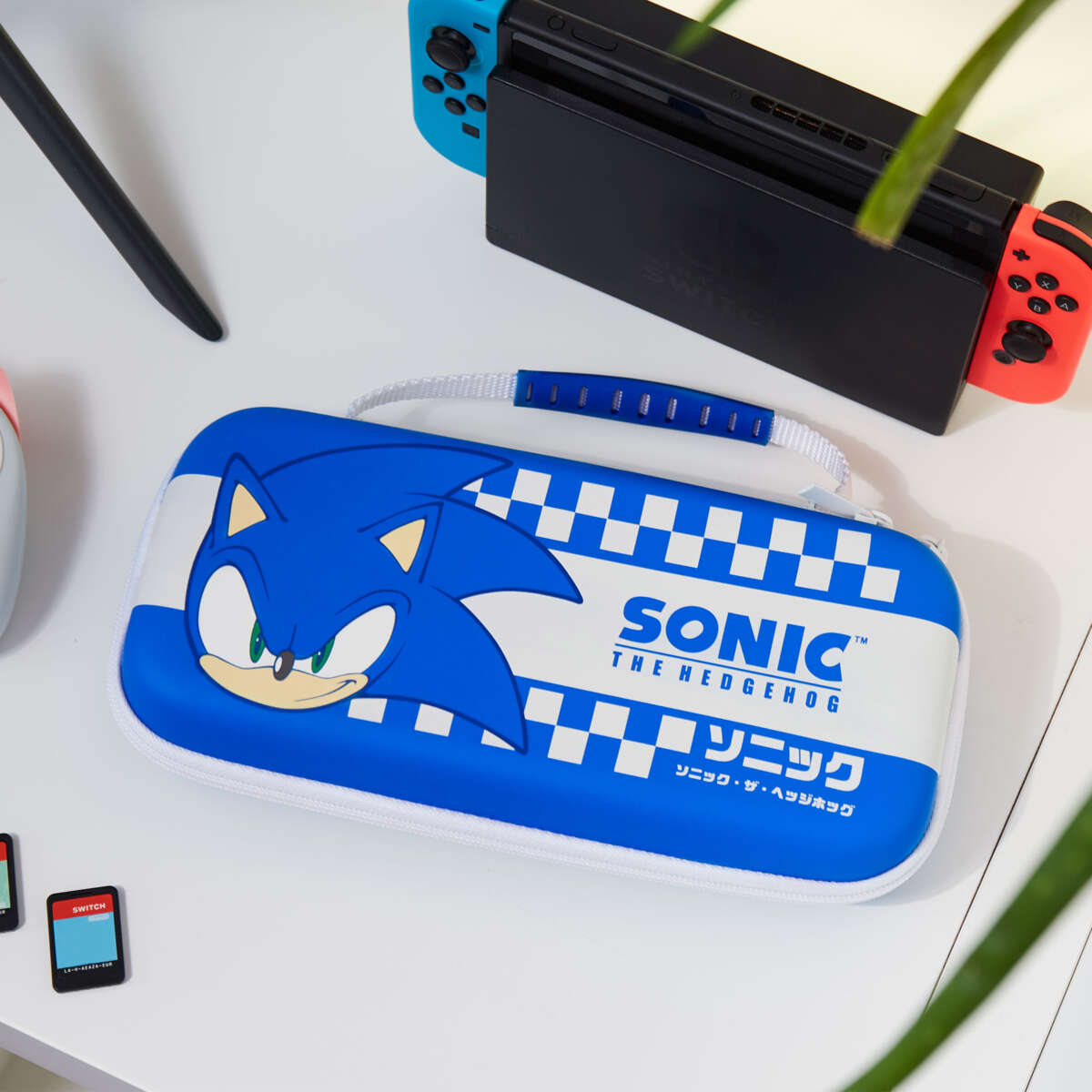 numskull® Official Sonic the Hedgehog Character Design Nintendo Switch™ Case