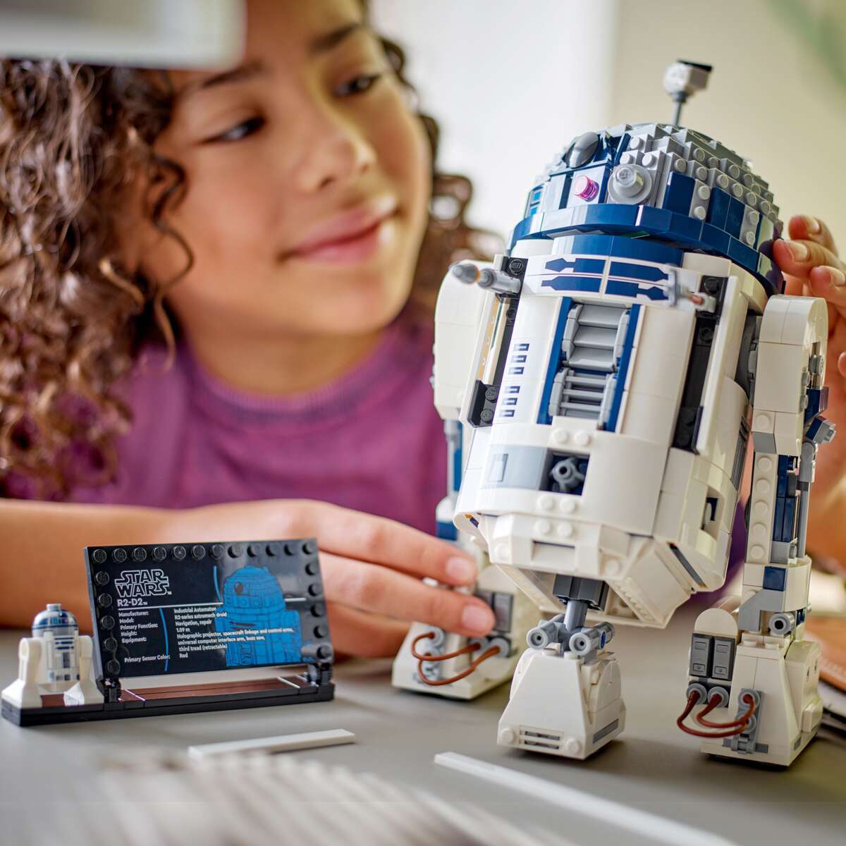LEGO® Star Wars™ R2-D2™ 75379