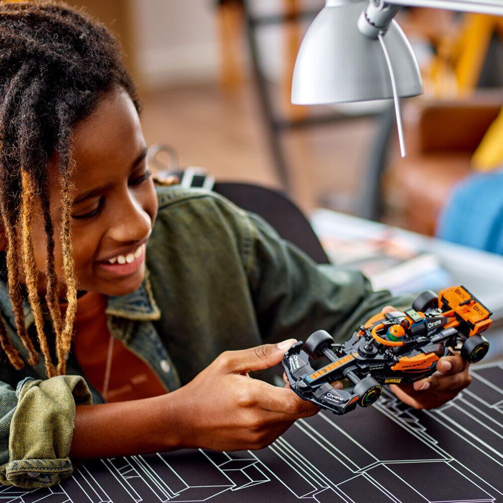 LEGO® Speed Champions 2023 McLaren Formula 1-racerbil 76919