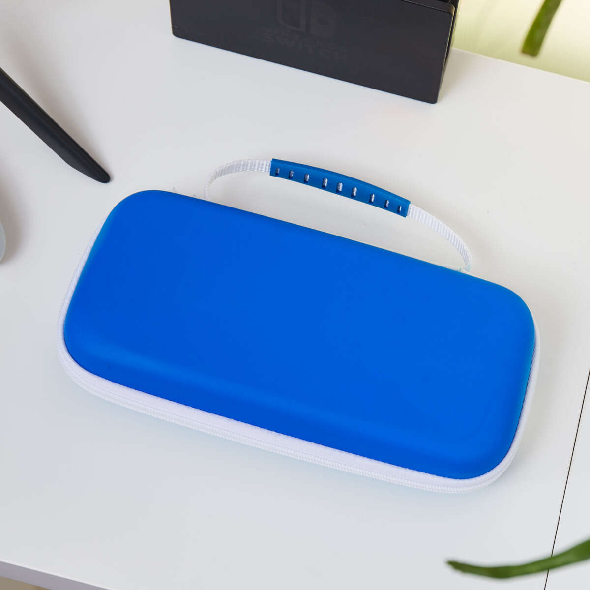 numskull® Official Sonic the Hedgehog Character Design Nintendo Switch™ Case