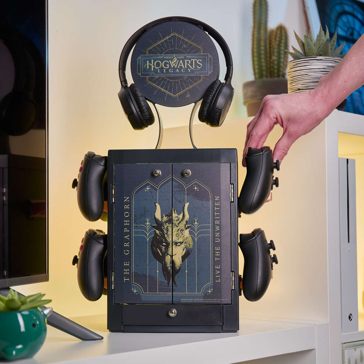 numskull® Official Hogwarts Legacy Gaming Locker