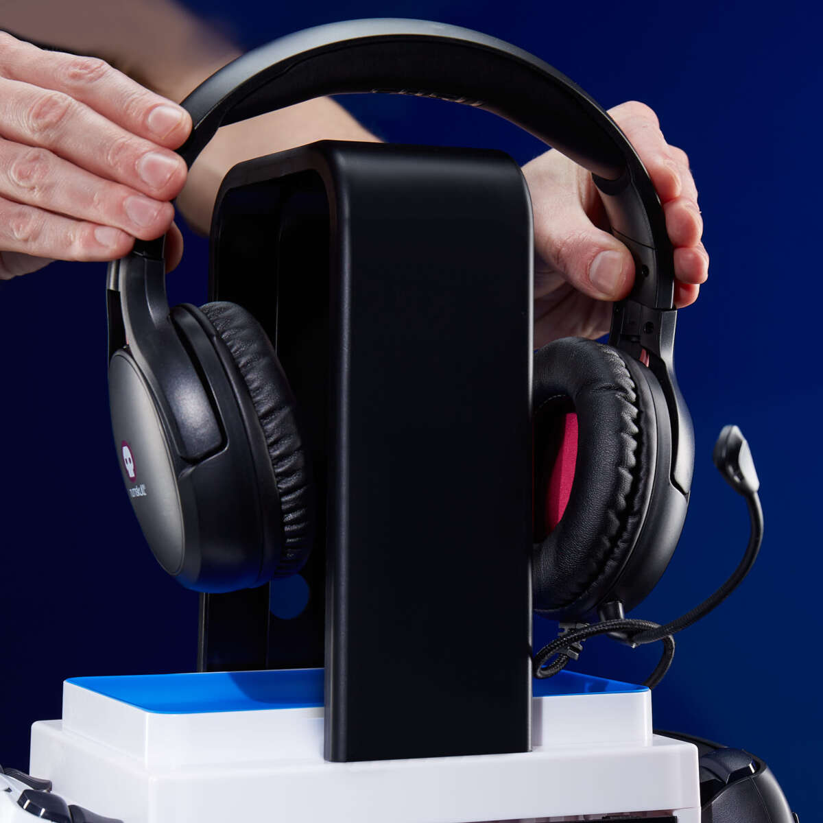 numskull® PS5 Inspired Blue and White Gaming Locker