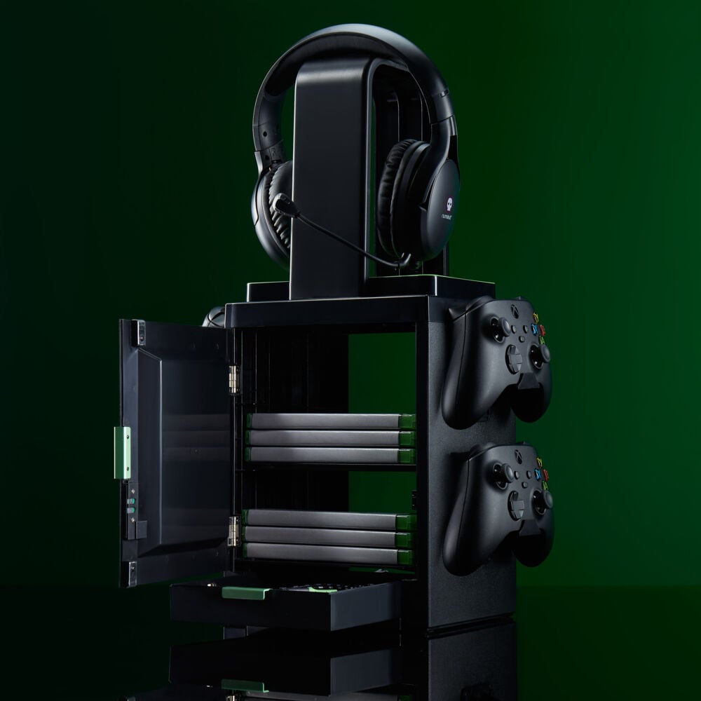 numskull® Official Xbox Gaming Locker (LED Version)