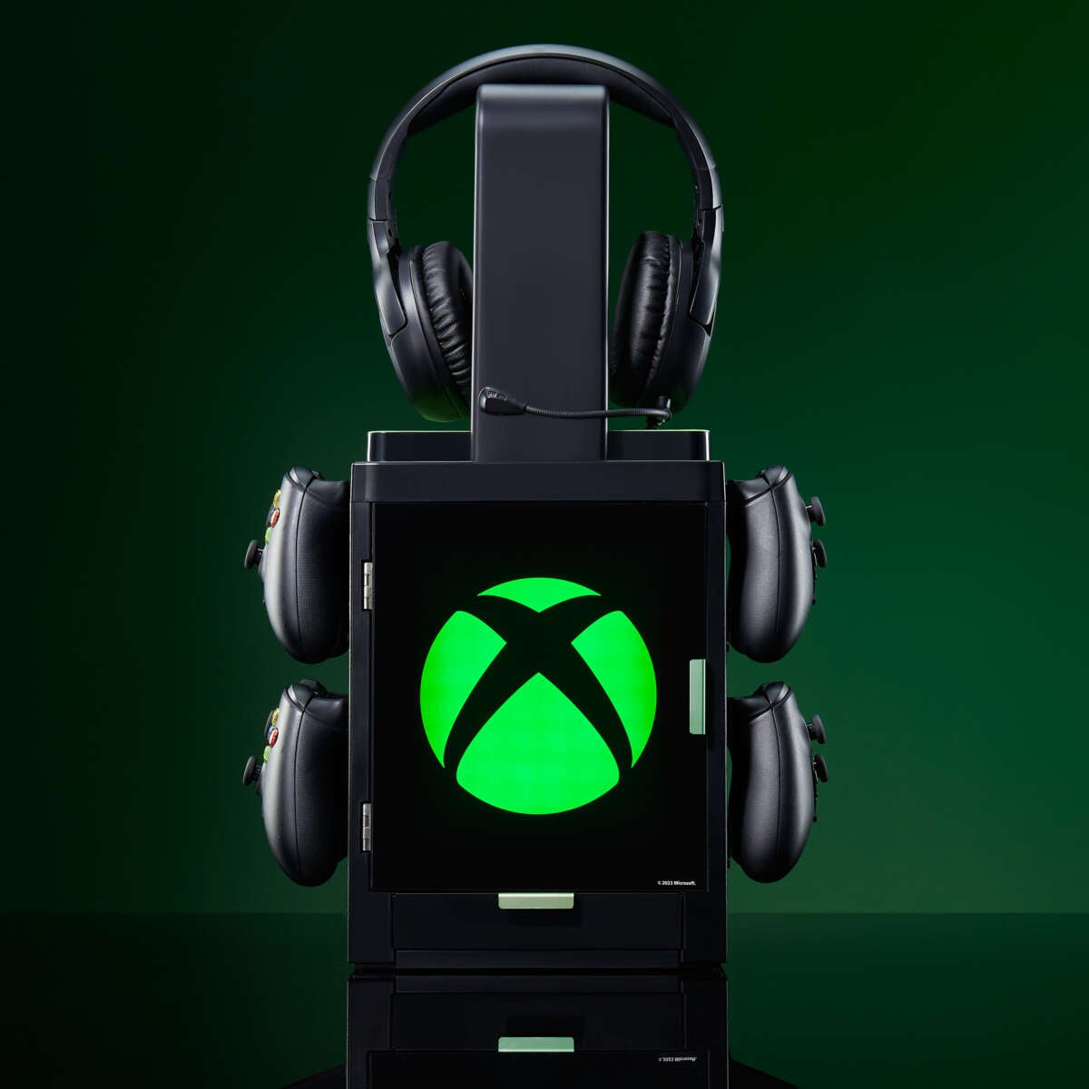 numskull® Official Xbox Gaming Locker (LED Version)