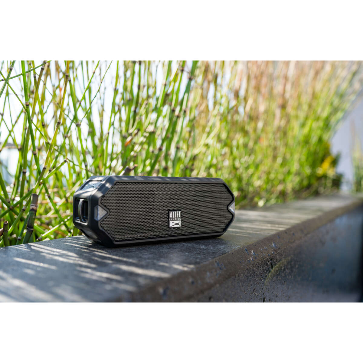 Altec Lansing IMW1200 HydraJolt RGB bærbar høyttaler