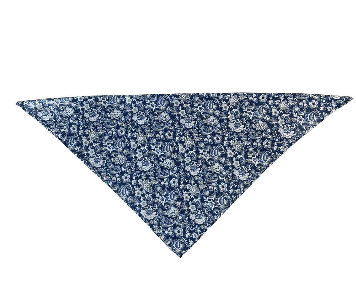 Vevet skjerf til festdrakt