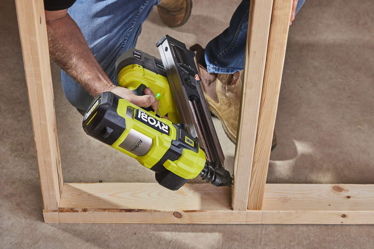 Ryobi ONE+ HP RFN1834X-0 spikerpistol u/batteri