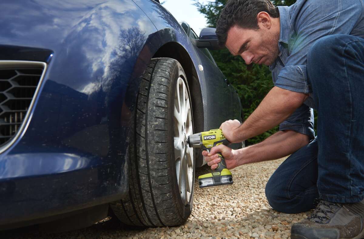 Ryobi R18IWPI-1C20S verktøysett dekkskifte m/batteri