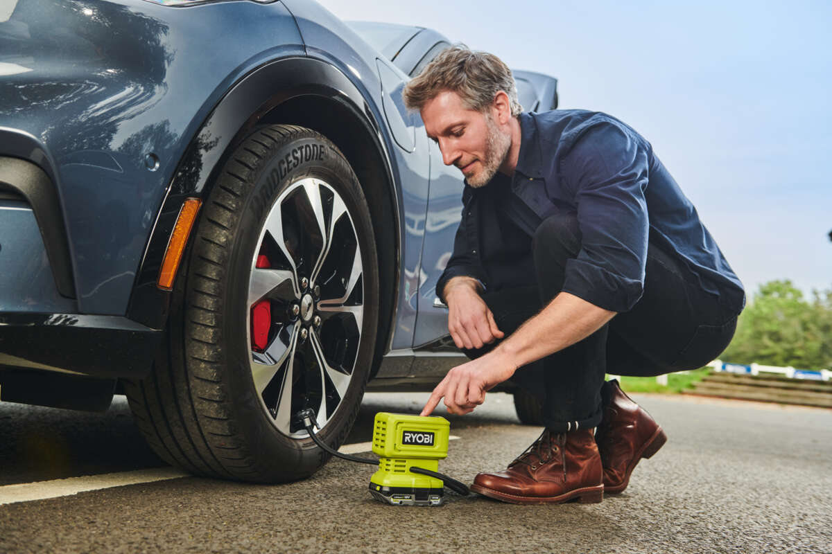 Ryobi R18IWPI-1C20S verktøysett dekkskifte m/batteri