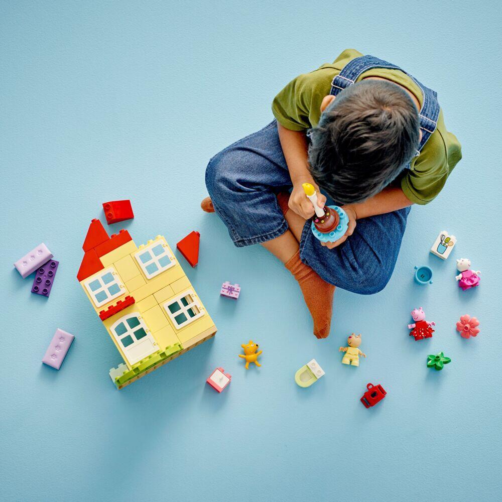LEGO® DUPLO® Bursdagshuset til Peppa Gris 10433