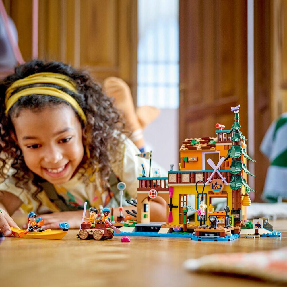 LEGO® Friends Opplevelsesleir med vannsport 42626