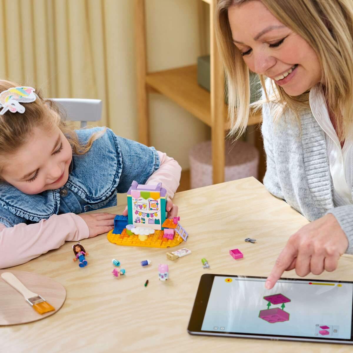 LEGO® Gabbys dukkehus Lag ting med Baby Boks 10795