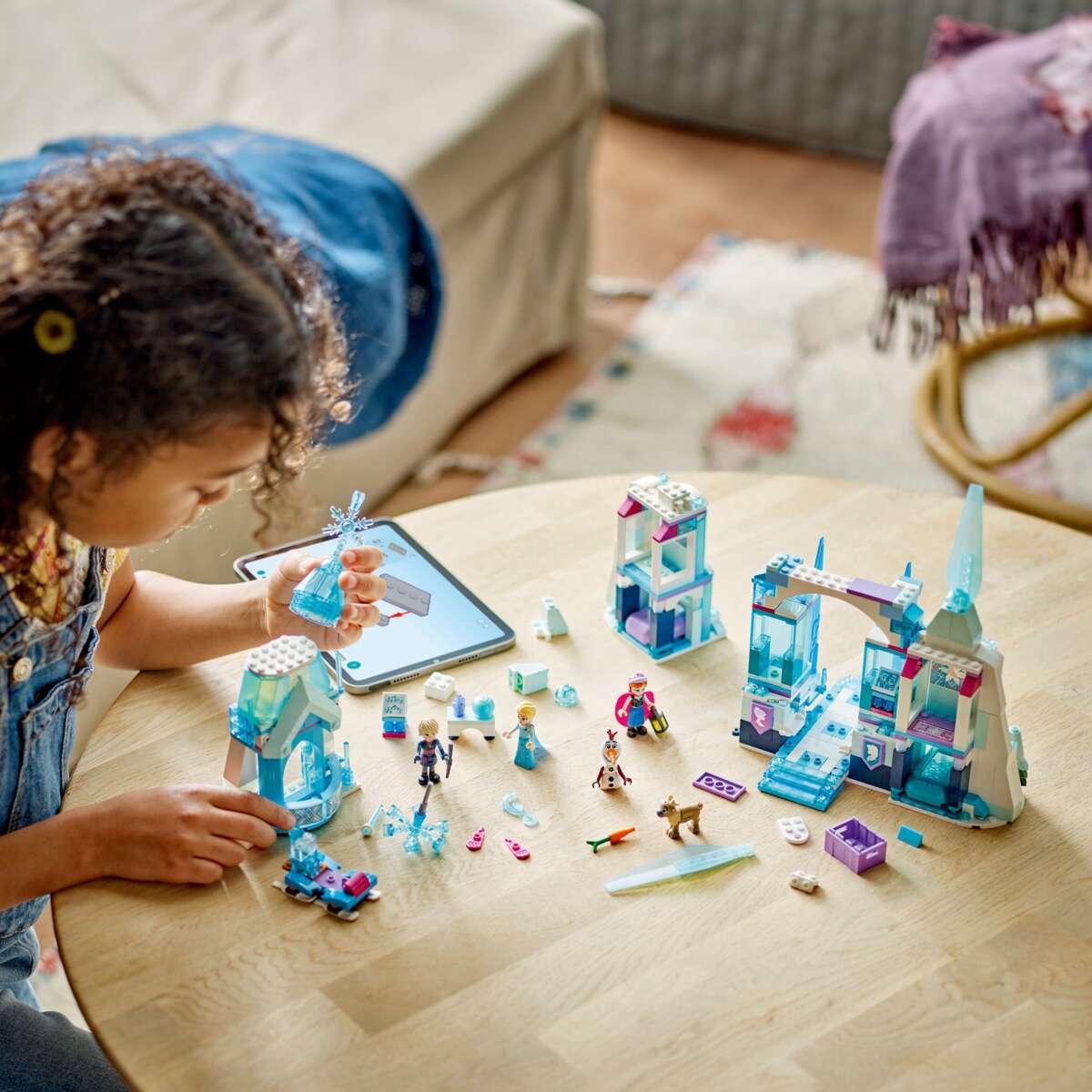 LEGO® Disney Frost Elsas ispalass 43244