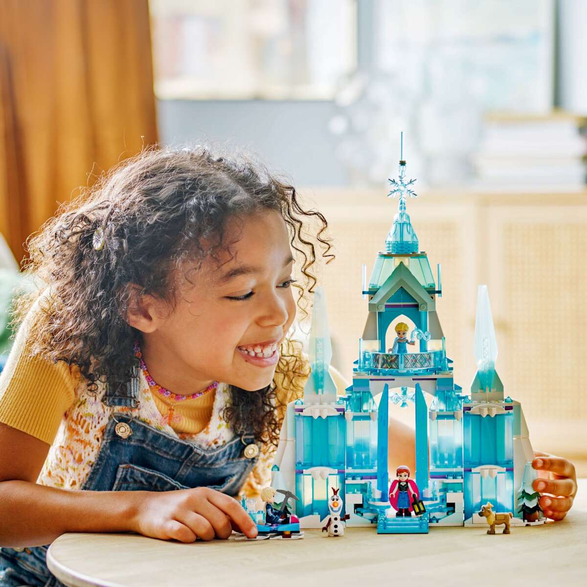 LEGO® Disney Frost Elsas ispalass 43244