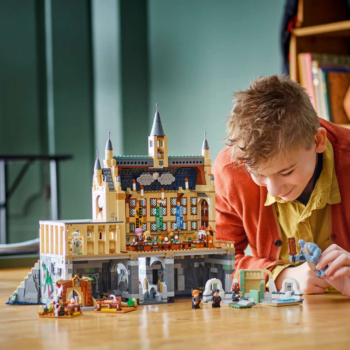 LEGO® Harry Potter™ Galtvortborgen: Festsalen 76435