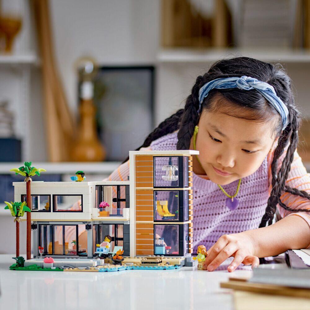 LEGO® Creator 3-i-1-sett med et moderne hus for barn 31153