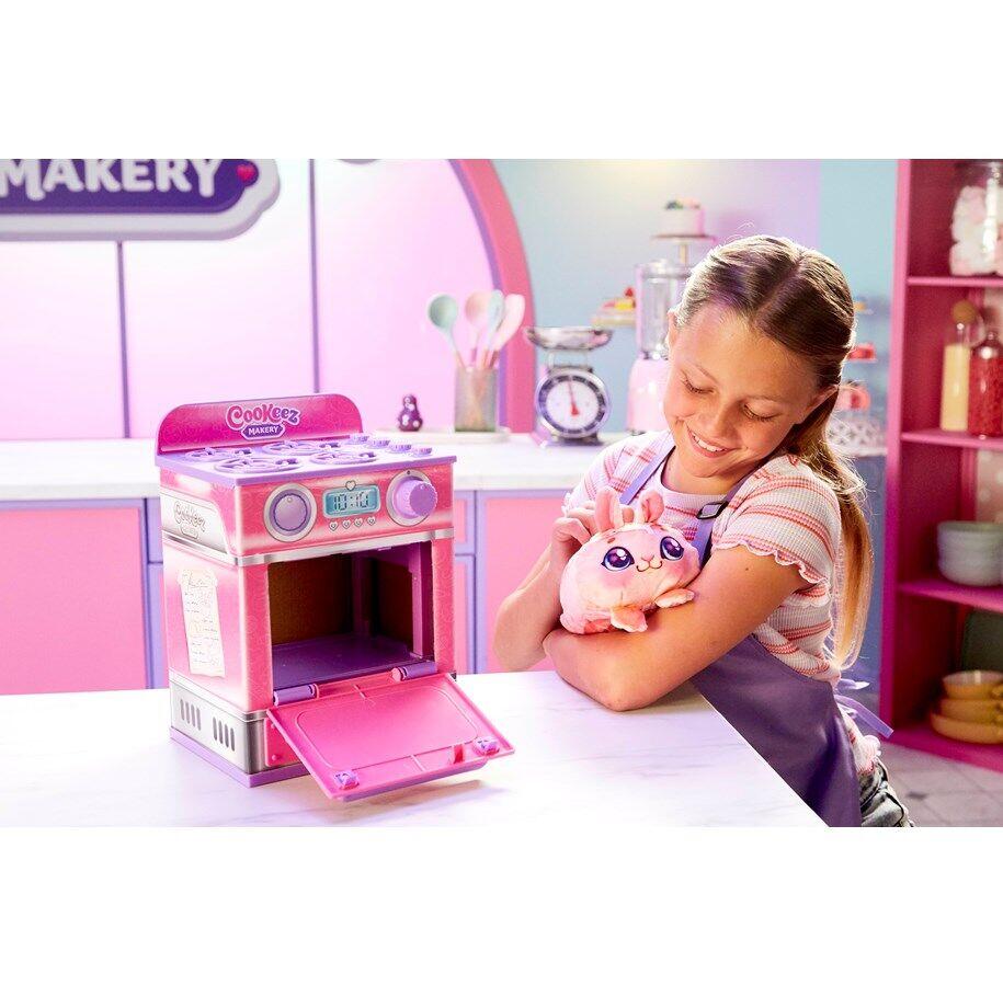 Cookeez Makery Cinnamon bakeovn lekesett