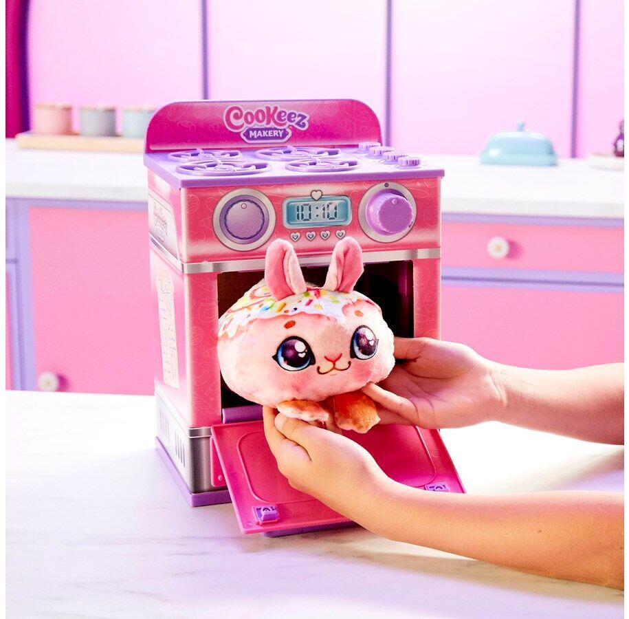 Cookeez Makery Cinnamon bakeovn lekesett