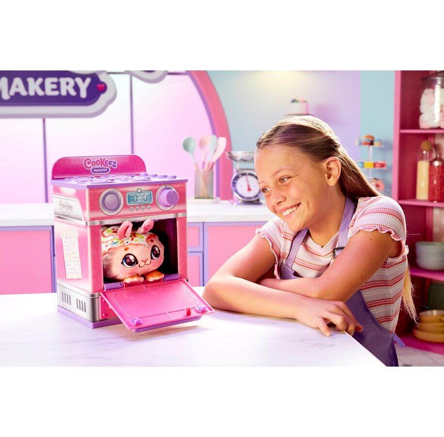 Cookeez Makery Cinnamon bakeovn lekesett