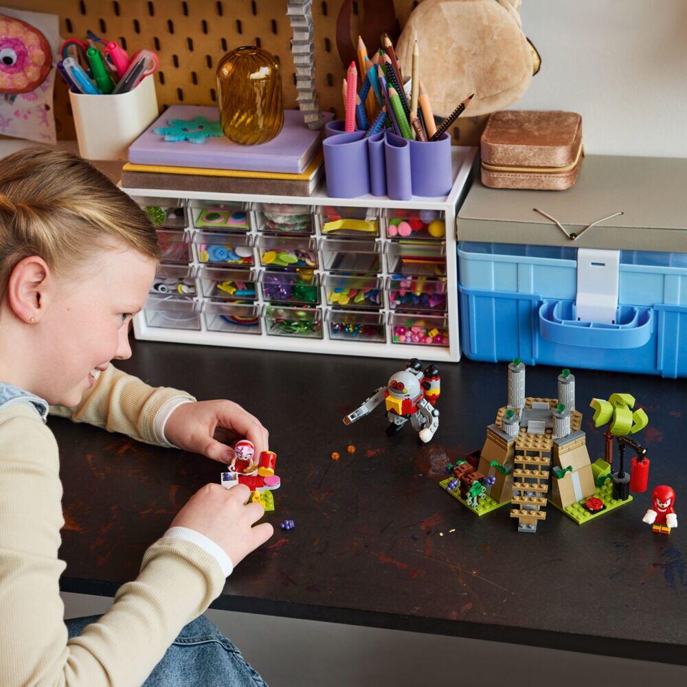 LEGO® Sonic the Hedgehog™ Knuckles og Master Emerald-helligdommen 76998