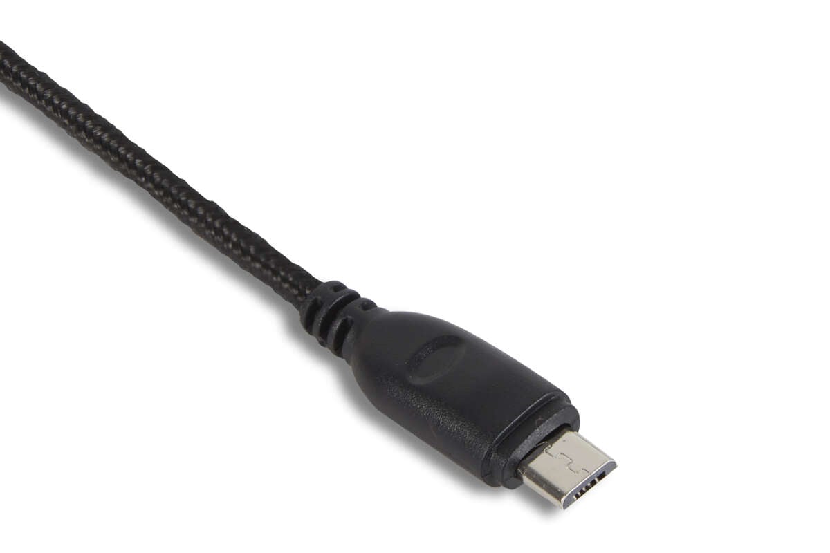 SureFire Silent Flight RGB-680 gamingmusematte