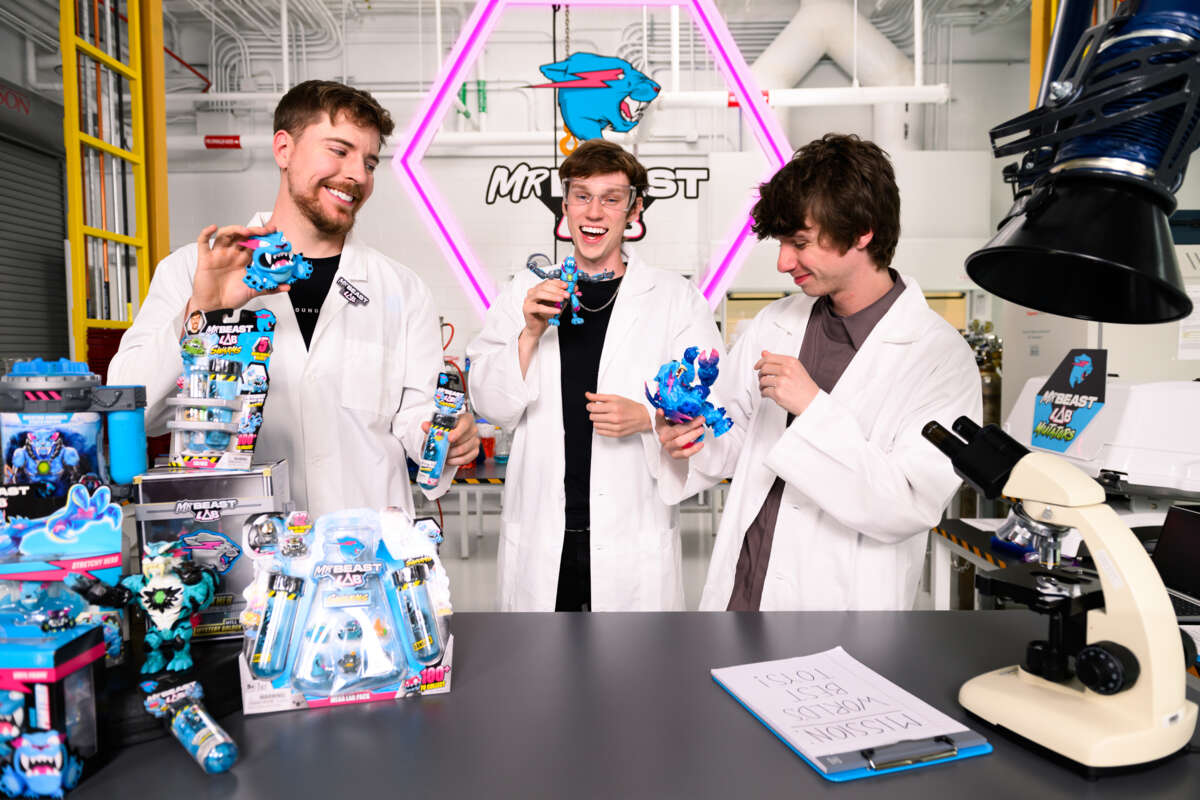 MrBeast Lab Mutator Mutation Chamber Stealth Panther