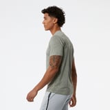 Produkt miniatyrebild New Balance Core Heathered trenings t-shirt herre