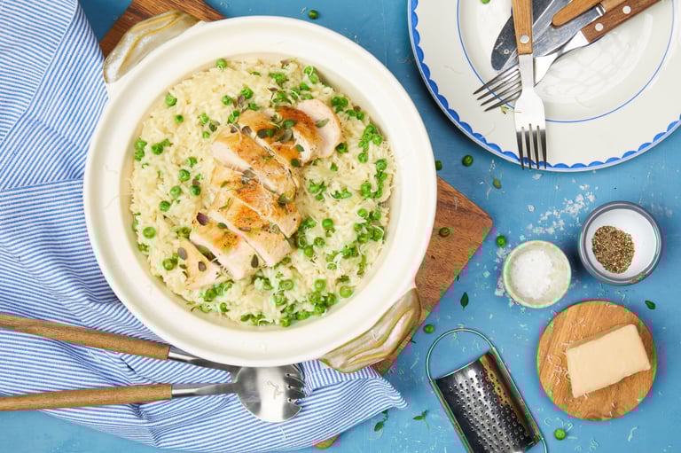 Kyllingrisotto med erter og parmesan