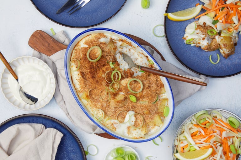 Fiskegrateng med skrei og råkost