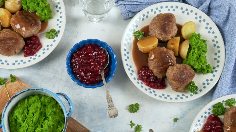 Kjøttkaker med ertepuré