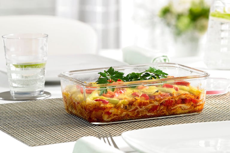 Derfor elsker vi middag i ildfast form