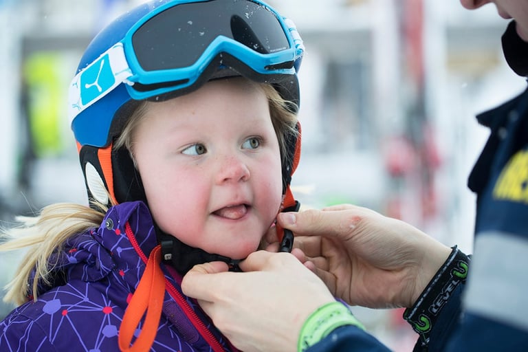 Slik skal alpinhjelmen sitte