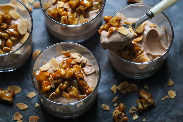 Lys sjokolademousse