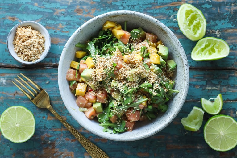 Laks og mango med ingefærdressing