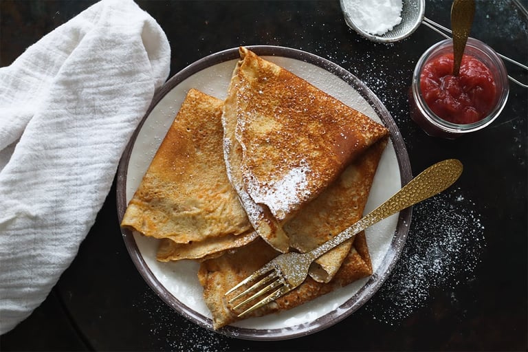 Grove pannekaker med gulrot