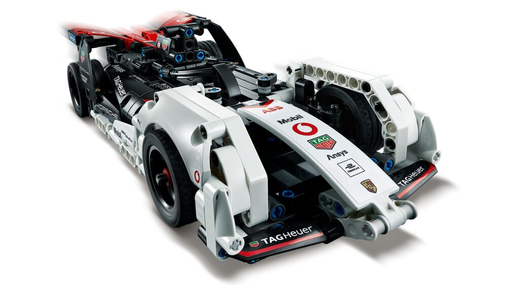 Produkt miniatyrebild LEGO® Technic 42137 Formula E® Porsche 99X Electric