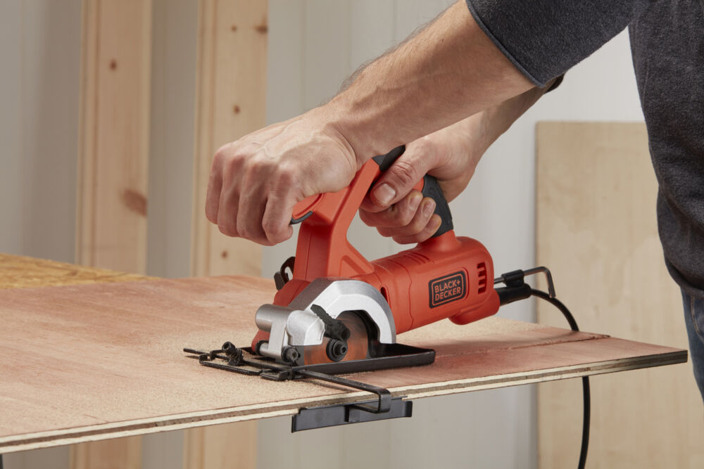 Produkt miniatyrebild BLACK+DECKER BES510-QS Sirkelsag 400W
