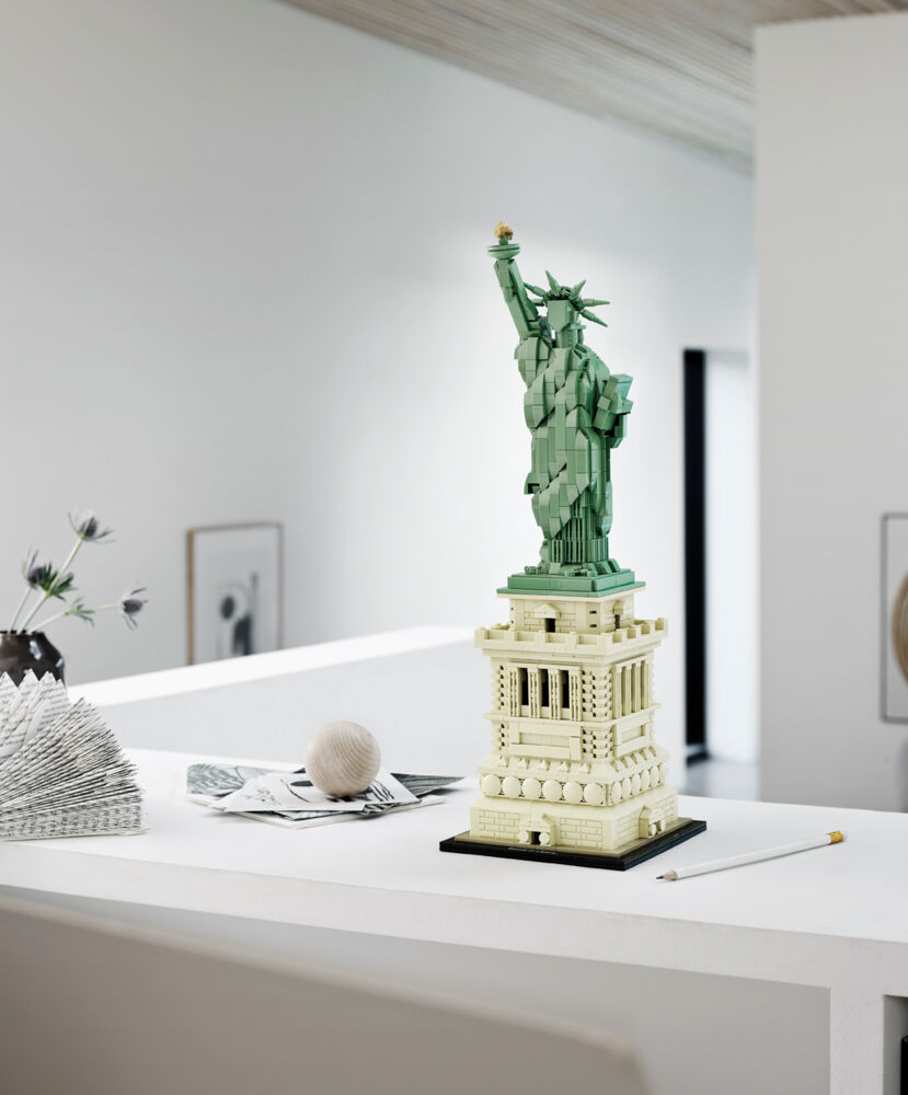 Produkt miniatyrebild LEGO® Architecture 21042 Frihetsgudinnen