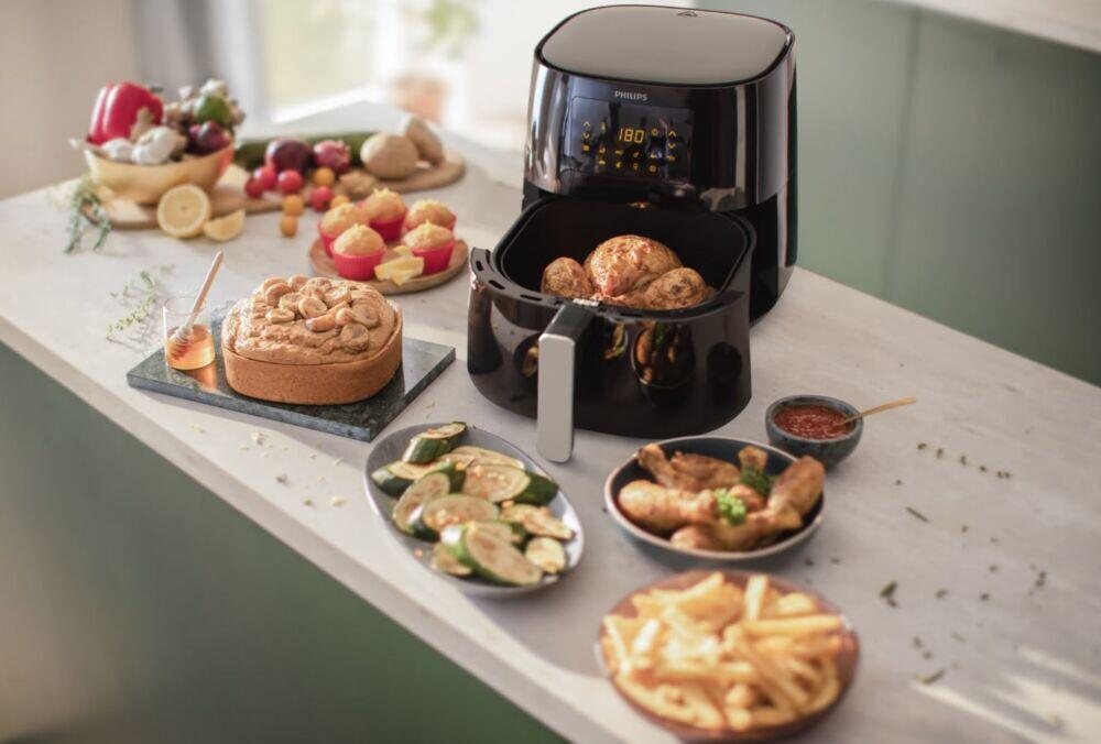 Produkt miniatyrebild Philips HD9270/70 XL Essential AirFryer