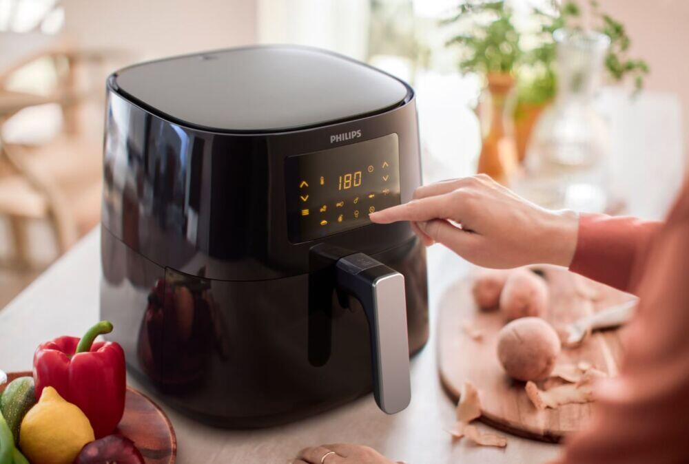 Produkt miniatyrebild Philips HD9270/70 XL Essential AirFryer