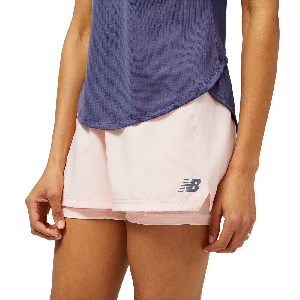 Produkt miniatyrebild New Balance Tech Train 5 Inch 2-i-1 treningsshorts dame
