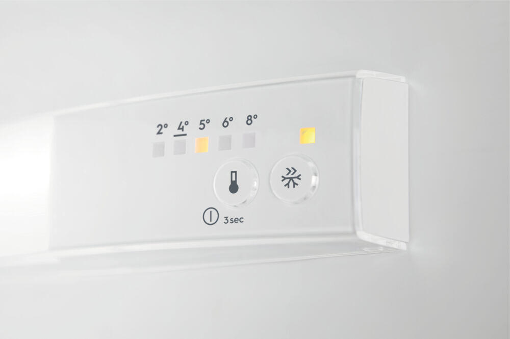 Produkt miniatyrebild Electrolux LNT5NF33W3 kombiskap